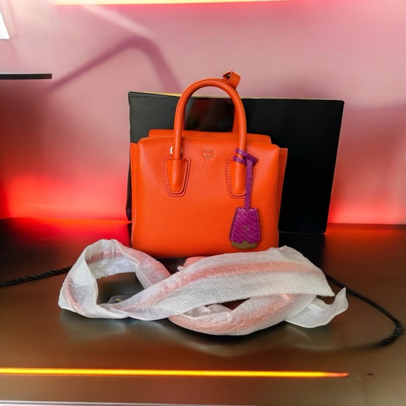 SOLD - Picture 2 of 7